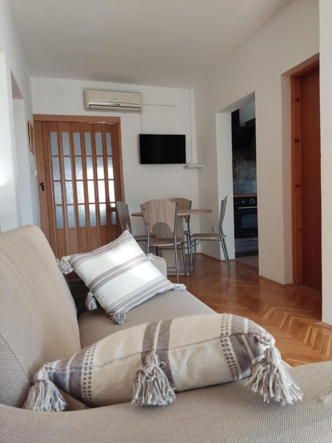 Apartman Car Вир Екстериор снимка